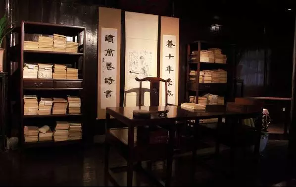 家居字画装饰风水10个讲究-书法作品的挂法