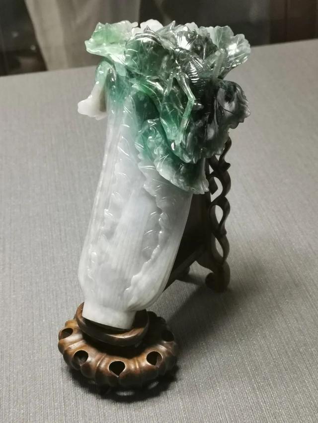台北故宫博物院十大镇馆之宝《翠玉白菜》 《台北故宫博物院十大镇馆之宝翠玉白菜》